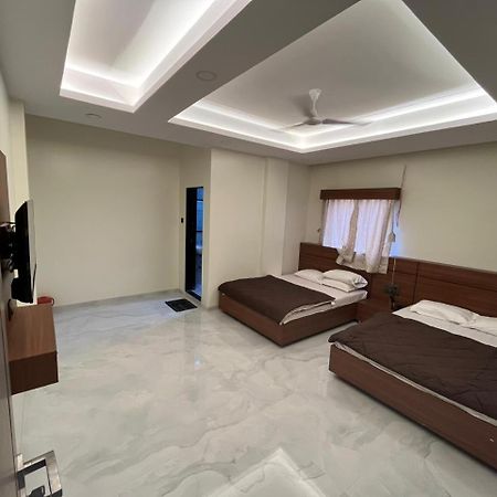 Hotel Sai Sandesh Ширди Экстерьер фото