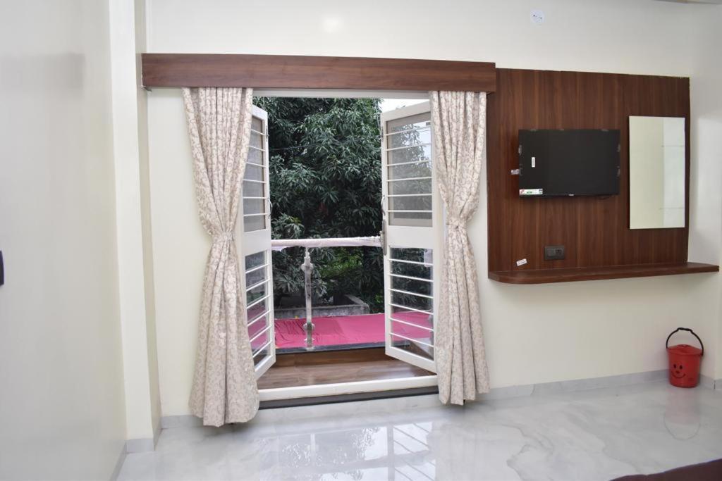Hotel Sai Sandesh Ширди Экстерьер фото